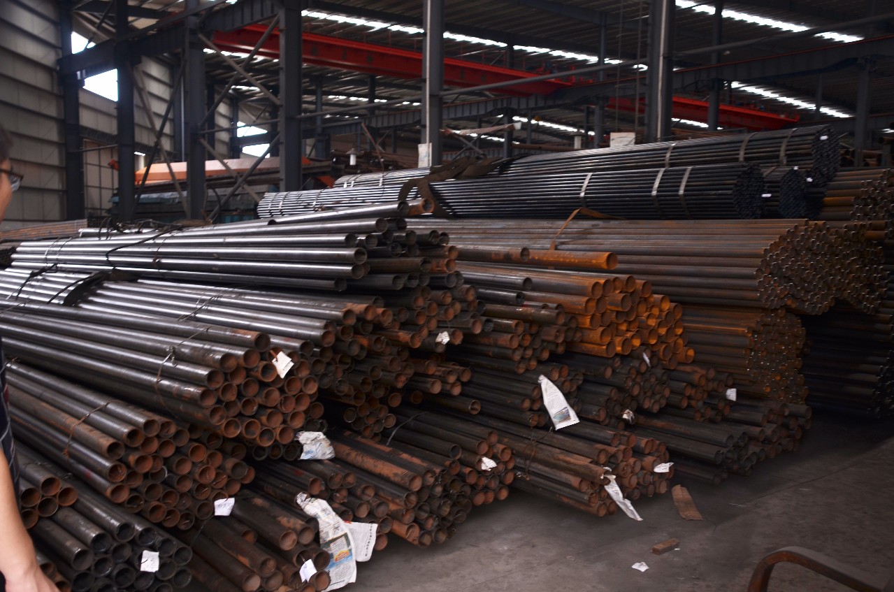 乐从钢材市场成交平平,钢市动荡调整